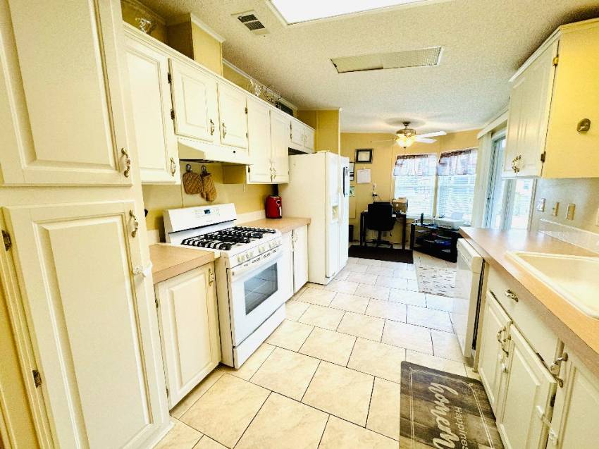 2128 Heron Drive a Lake Wales, FL Mobile or Manufactured Home for Sale